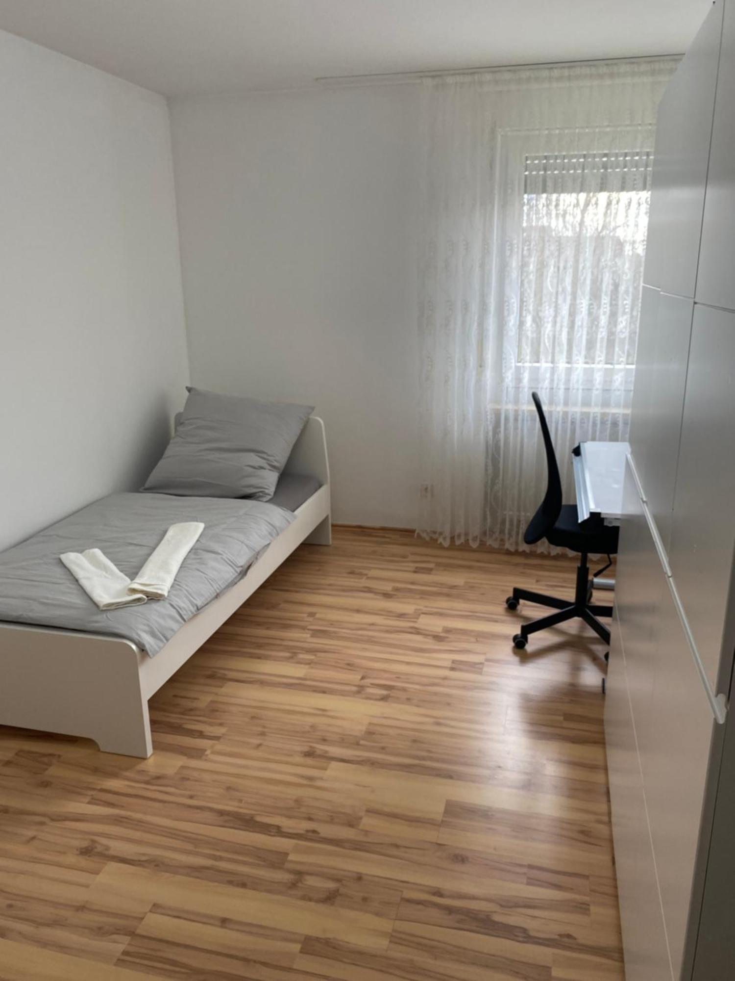 3 Zimmerwohnung Naehe Autobahn A8 아우크스부르크 외부 사진
